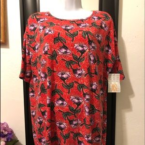 Lula roe red top with violets flowers brand new .